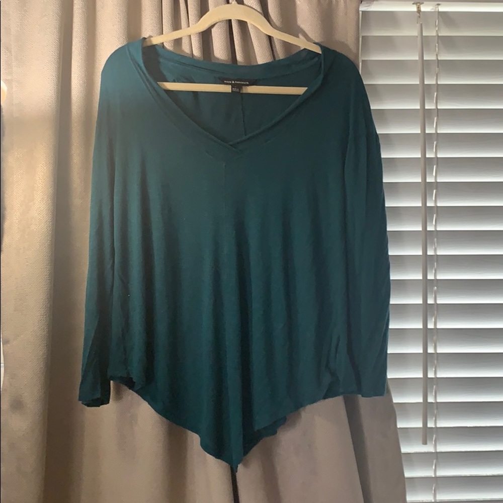 Green long sleep top